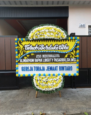 Papan Bunga Duka di Pondok Kelor